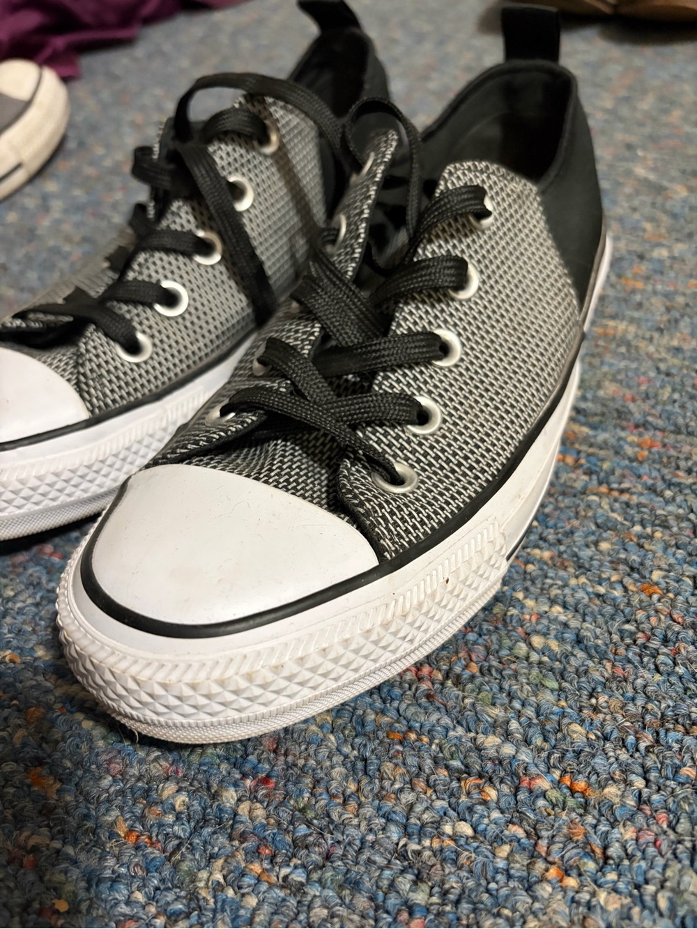 Converse All Star Madison Women’s 7 Gray Black Low Top Sneakers 555864F